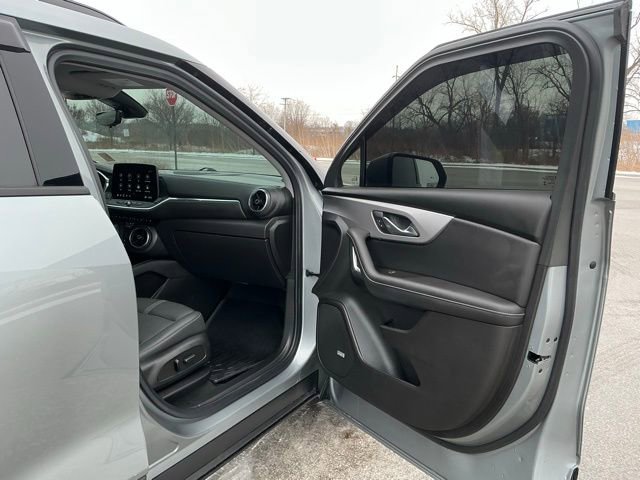 Used 2023 Chevrolet Blazer LT w/ Sound & Technology Package image 21