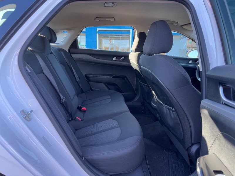 Used 2023 Kia K5 LXS image 10