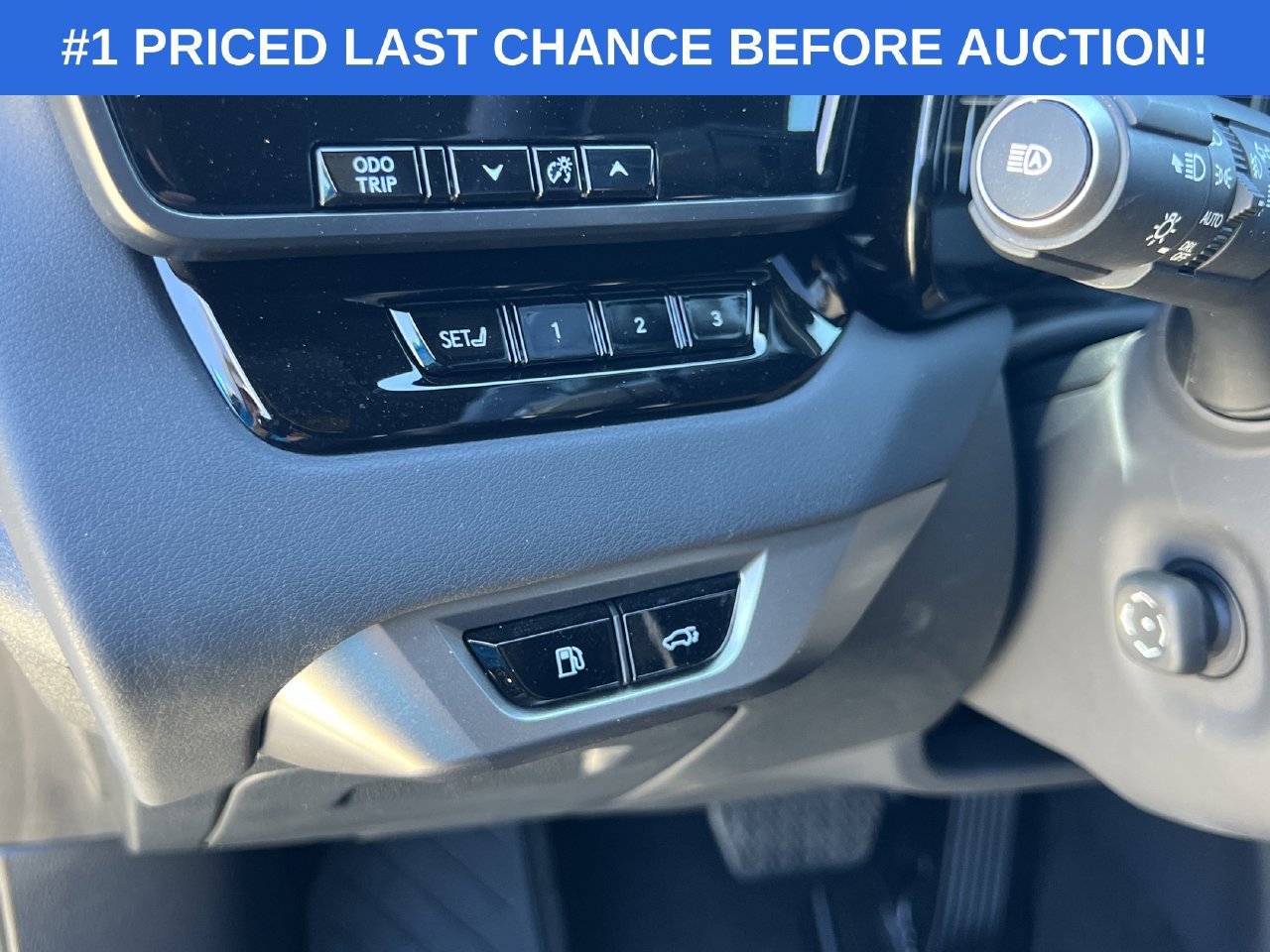 Used 2025 Lexus RX 350 Premium Plus w/ Accessory Package (Z1) FWD image 9