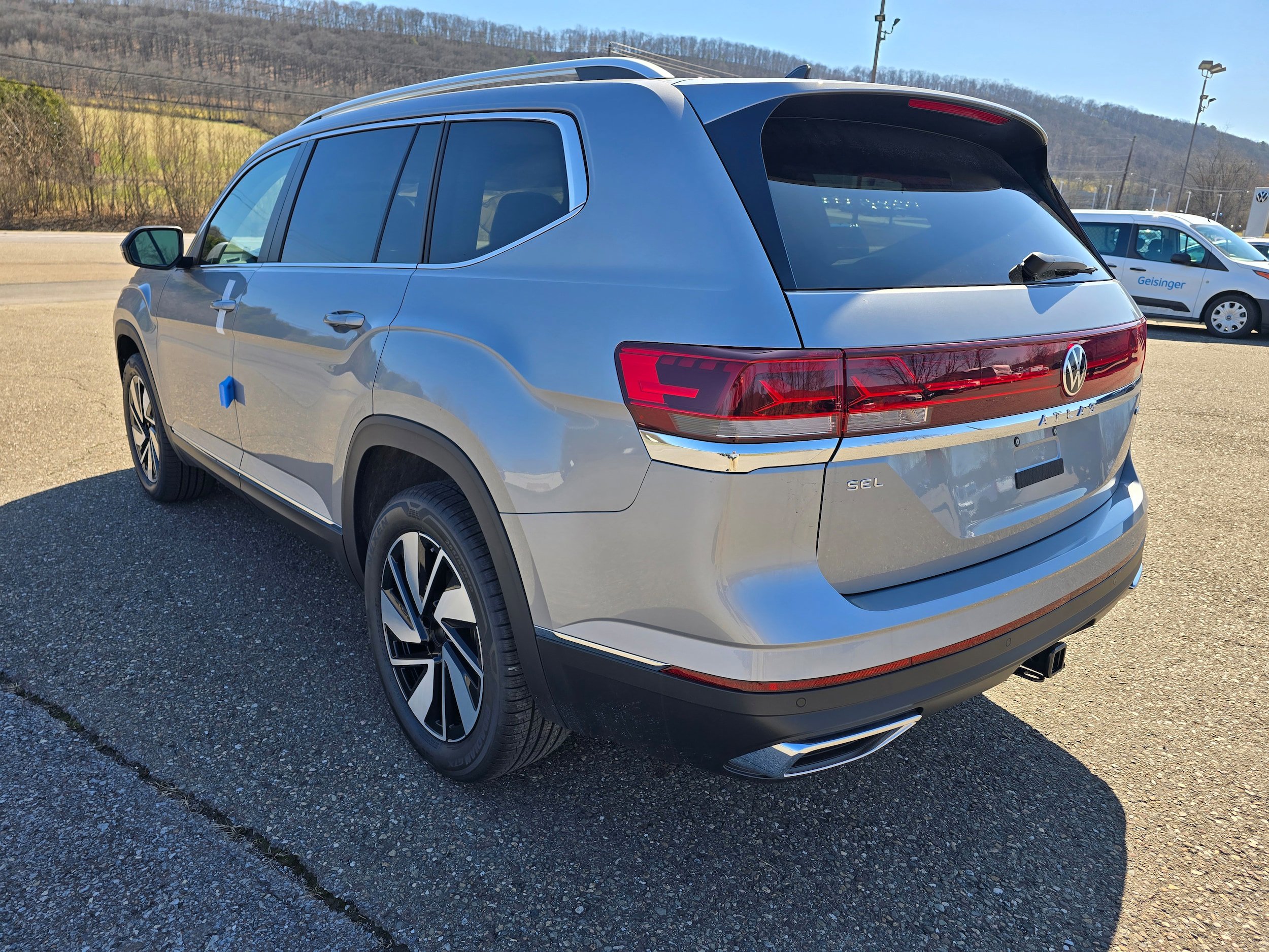 New 2026 Volkswagen Atlas SEL image 5