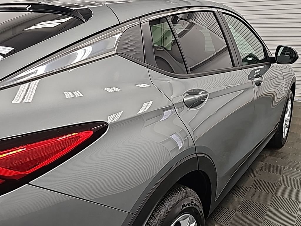 New 2026 Buick Envista Sport Touring w/ Convenience I Package FWD image 9
