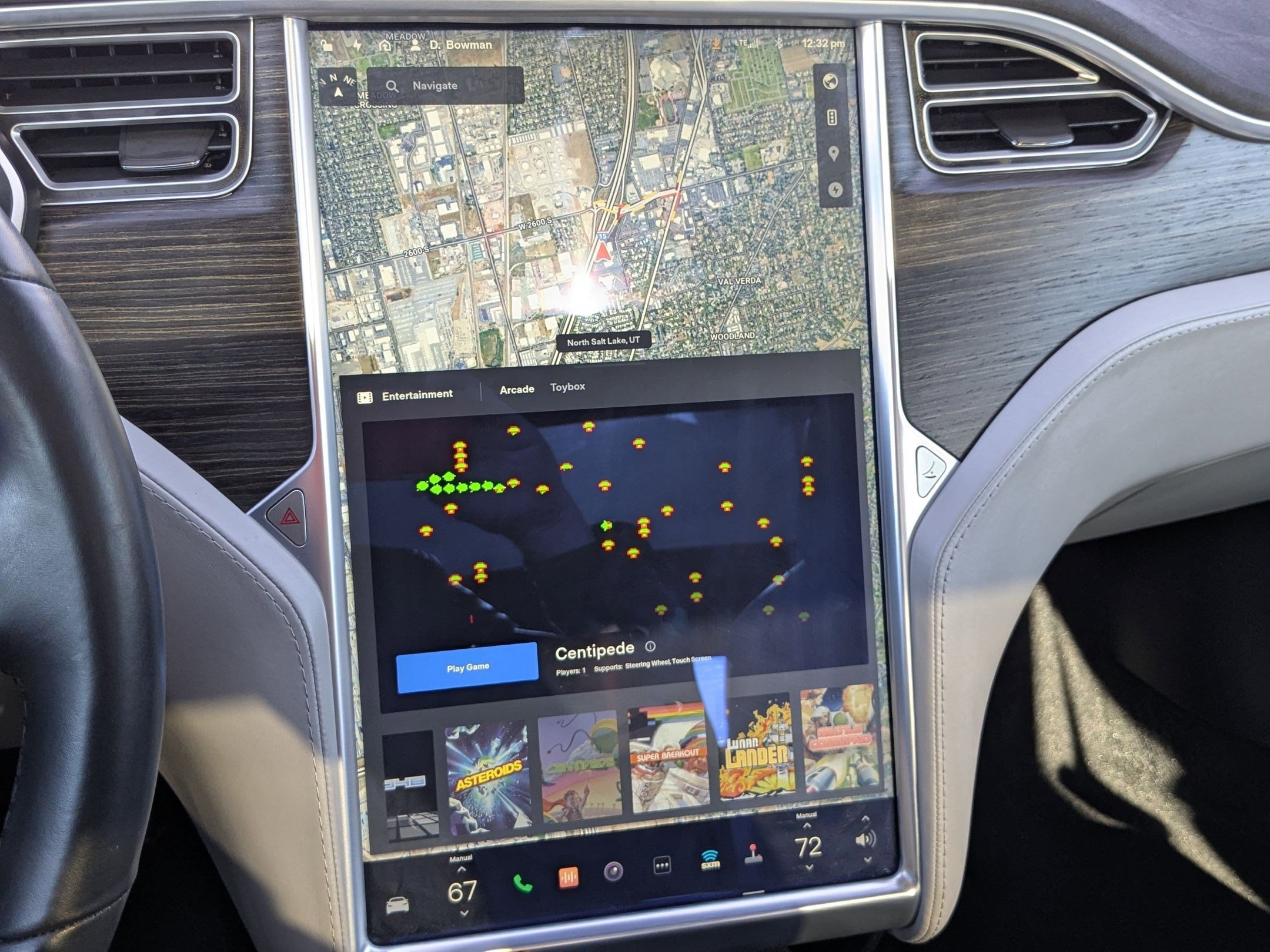 Used 2015 Tesla Model S 85D image 32