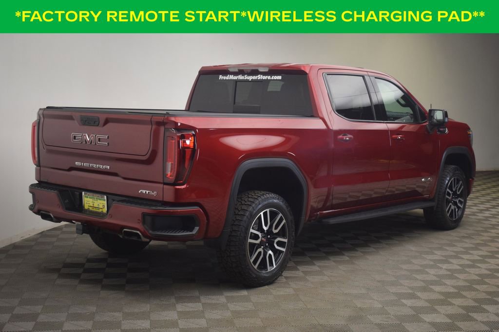 Used 2022 GMC Sierra 1500 AT4 w/ AT4 Premium Package AWD/4WD image 8
