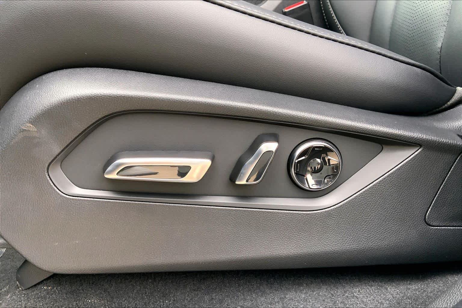 New 2026 Acura MDX w/ Technology Package FWD image 19