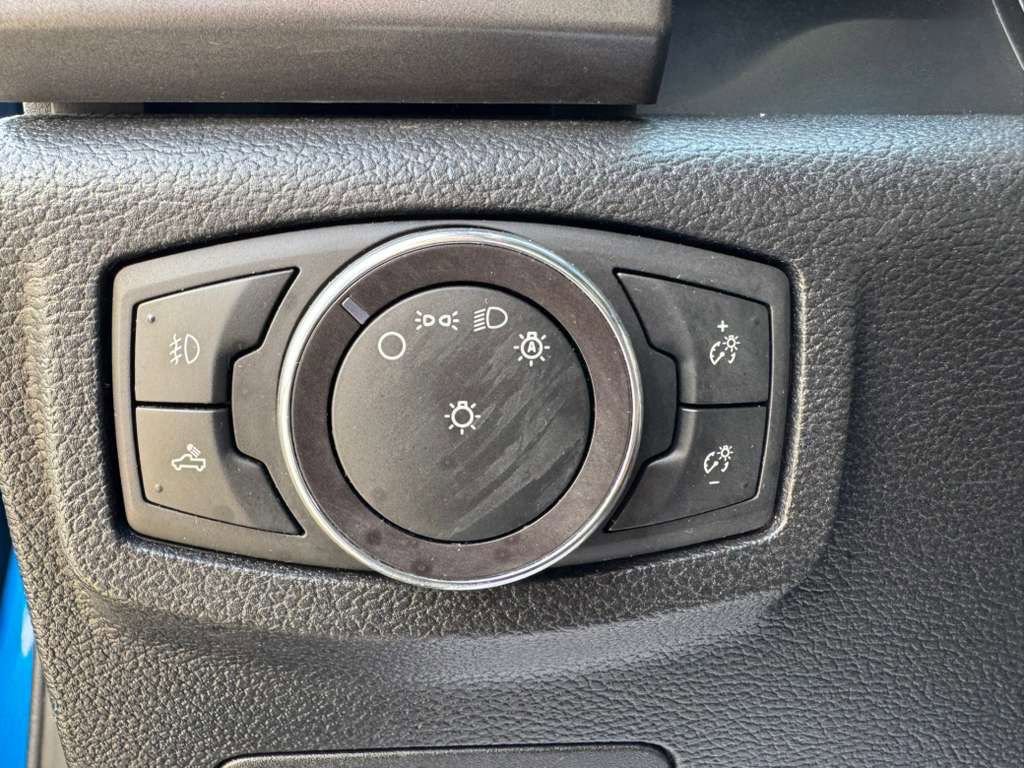 Used 2019 Ford F150 XLT w/ Equipment Group 302A Luxury AWD/4WD image 14