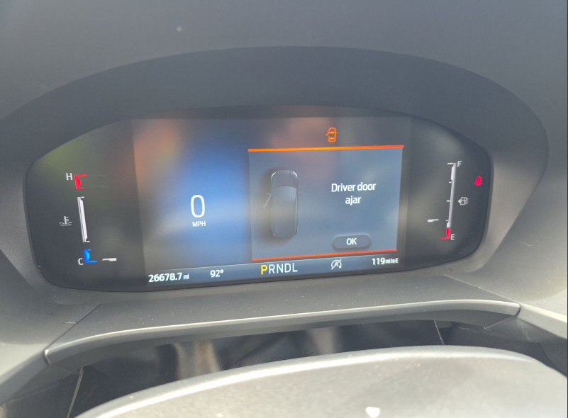 Used 2025 Ford Escape Active AWD/4WD image 13