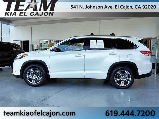 Used 2017 Toyota Highlander Limited Platinum image 6