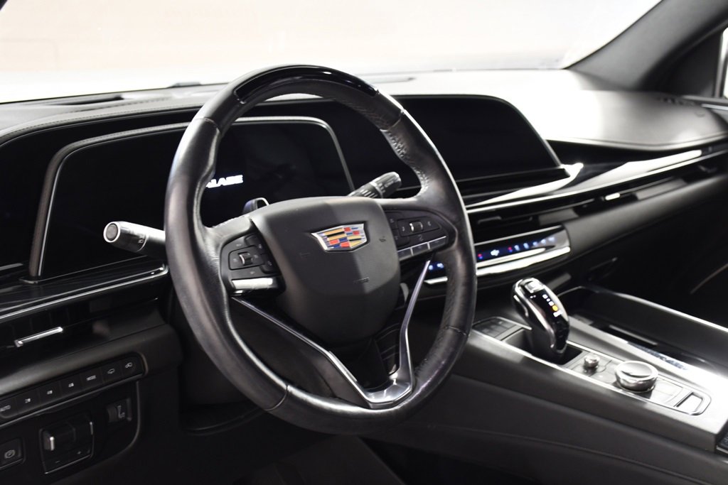 Used 2023 Cadillac Escalade Sport w/ LPO, ONYX Package image 13