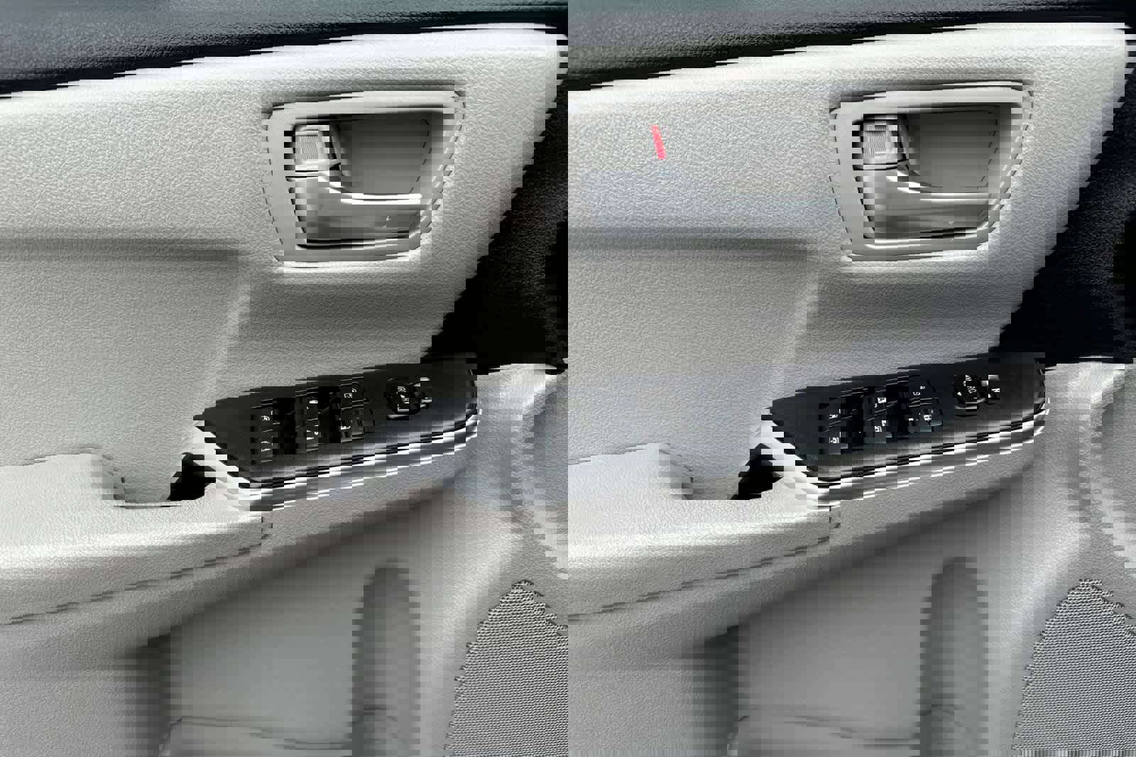 Used 2017 Toyota Camry LE image 12