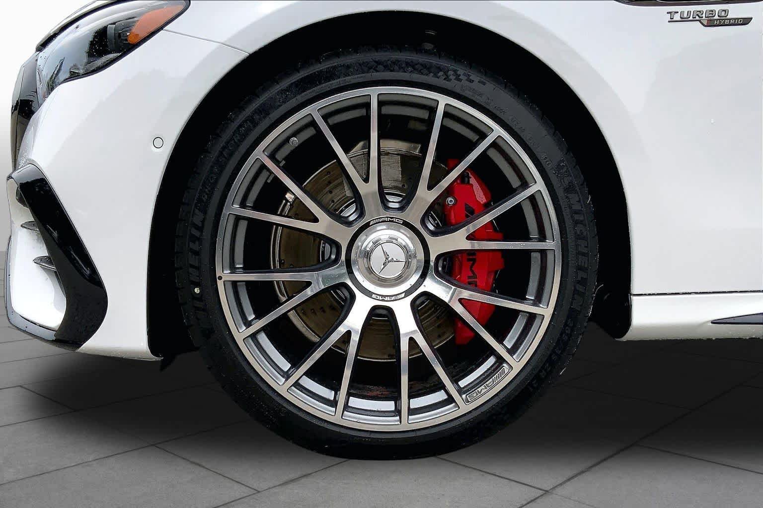 New 2026 Mercedes-Benz E 53 AMG e 4MATIC Sedan image 15