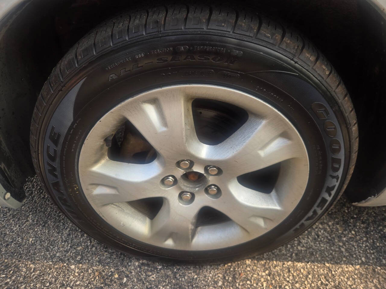 Used 2007 Toyota Matrix XR FWD image 38