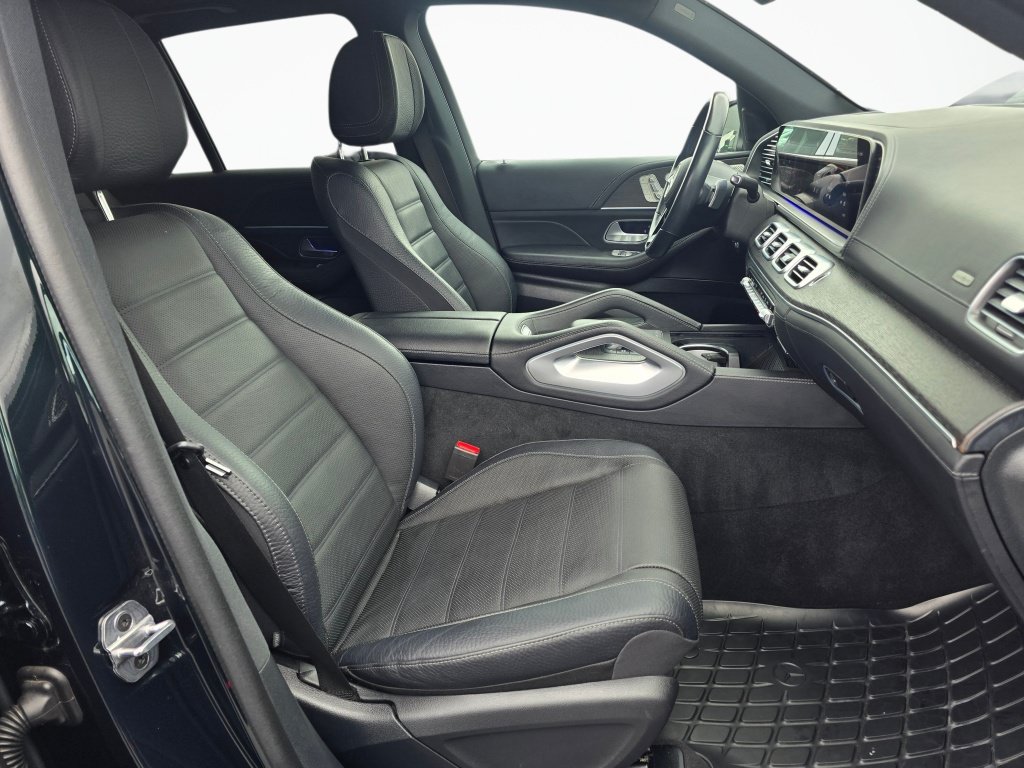 Used 2024 Mercedes-Benz GLE 350 4MATIC w/ Driver Assistance Package image 26