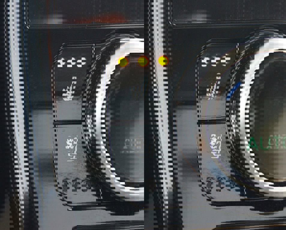 Certified 2025 Toyota Highlander Limited image 8