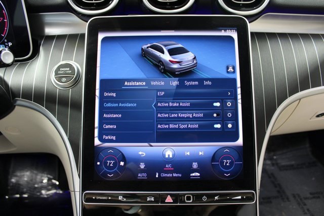 Used 2024 Mercedes-Benz C 300 4MATIC Sedan w/ Exclusive Trim Package image 26