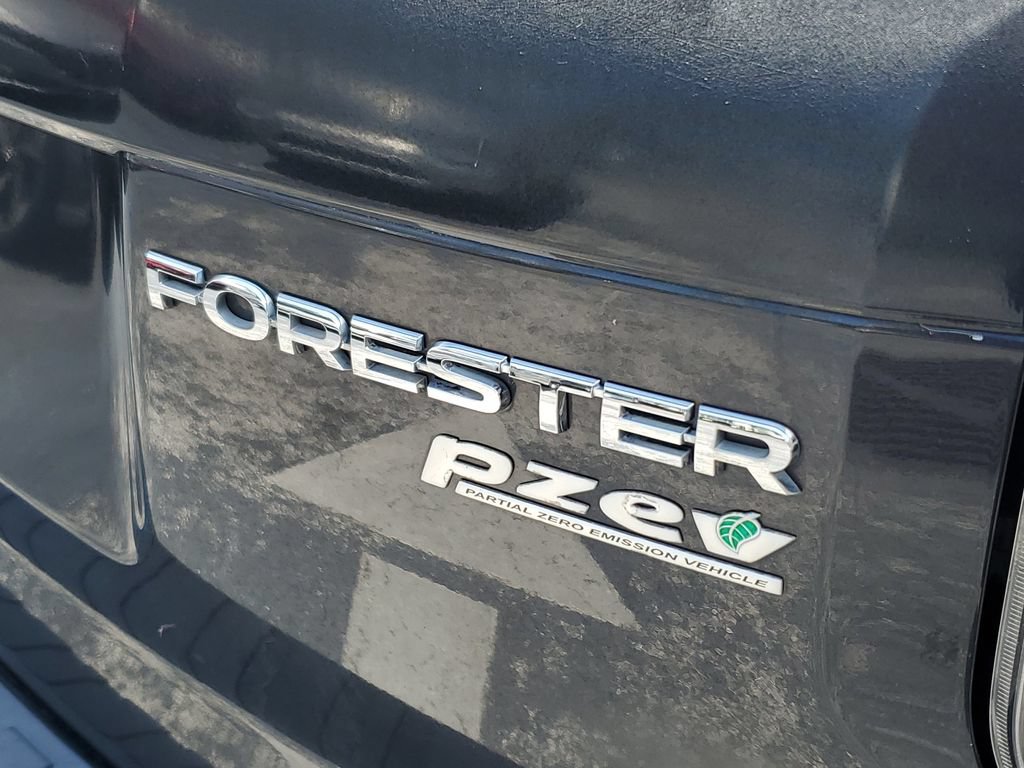 Used 2017 Subaru Forester 2.5i Premium AWD/4WD image 8