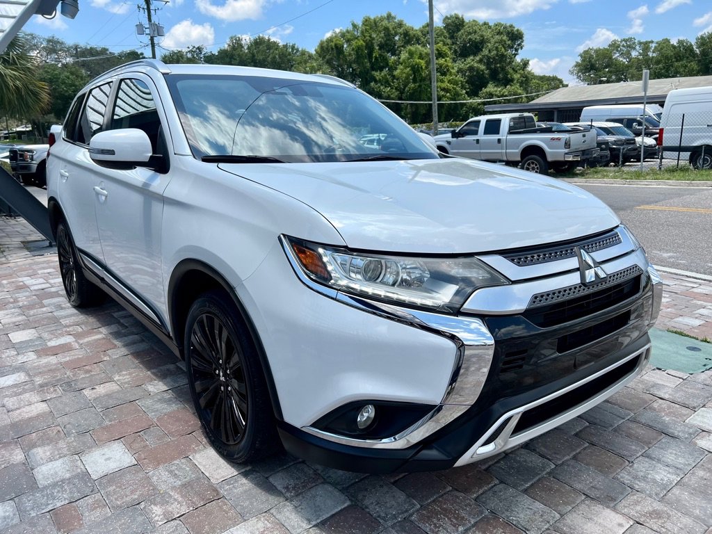 Used 2020 Mitsubishi Outlander SEL image 4