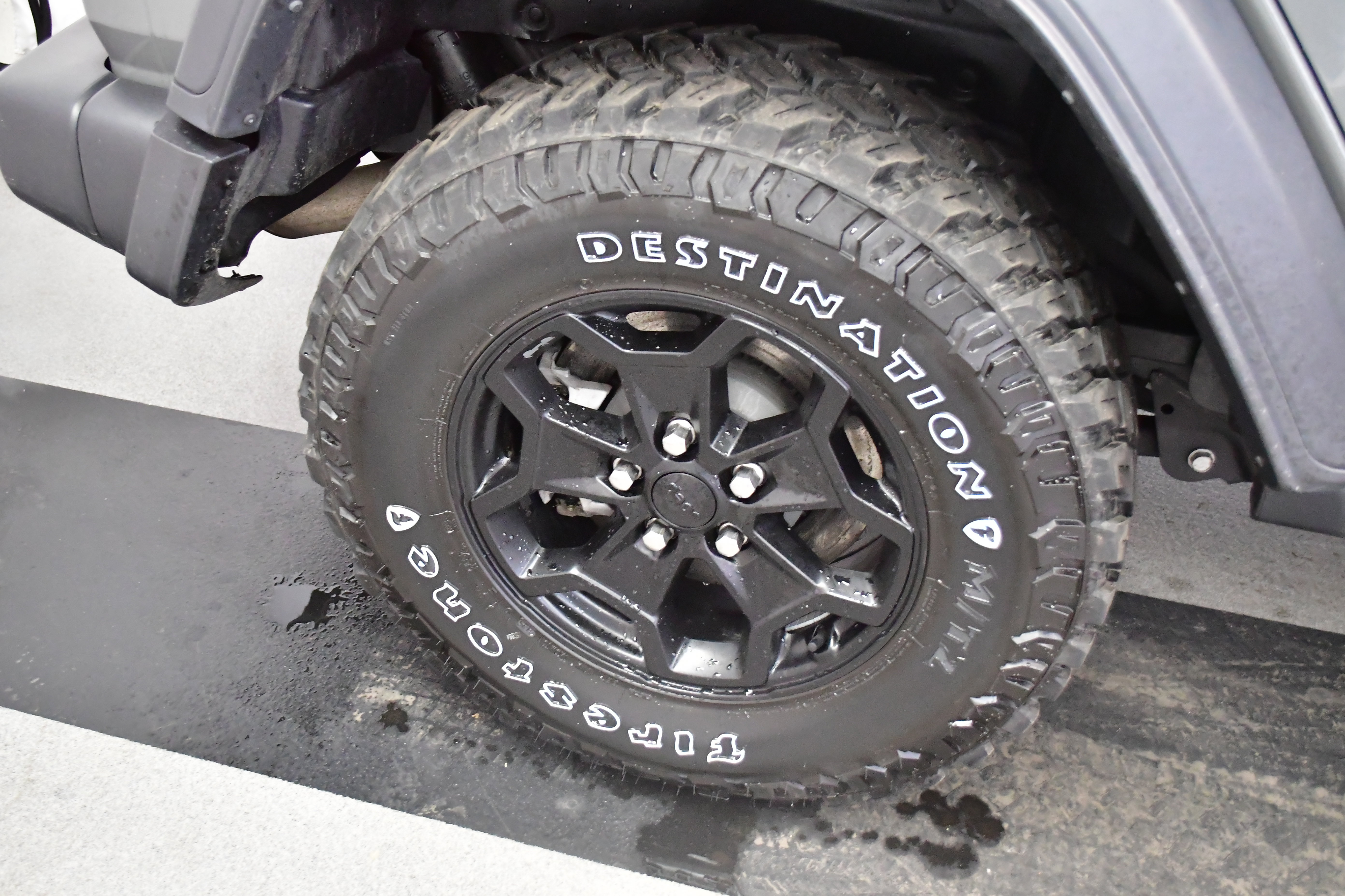 Used 2023 Jeep Wrangler Unlimited w/ Sun & Screen Package image 58