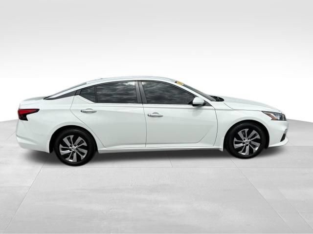 Used 2019 Nissan Altima 2.5 S FWD image 9
