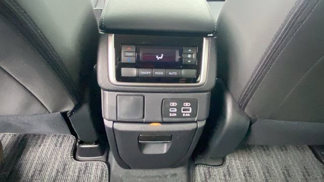 Certified 2025 Subaru Ascent Premium image 16