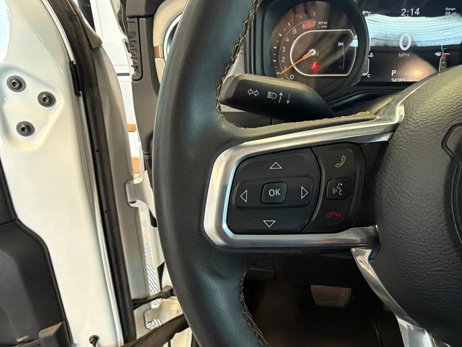 Used 2024 Jeep Wrangler Unlimited Sahara AWD/4WD image 20