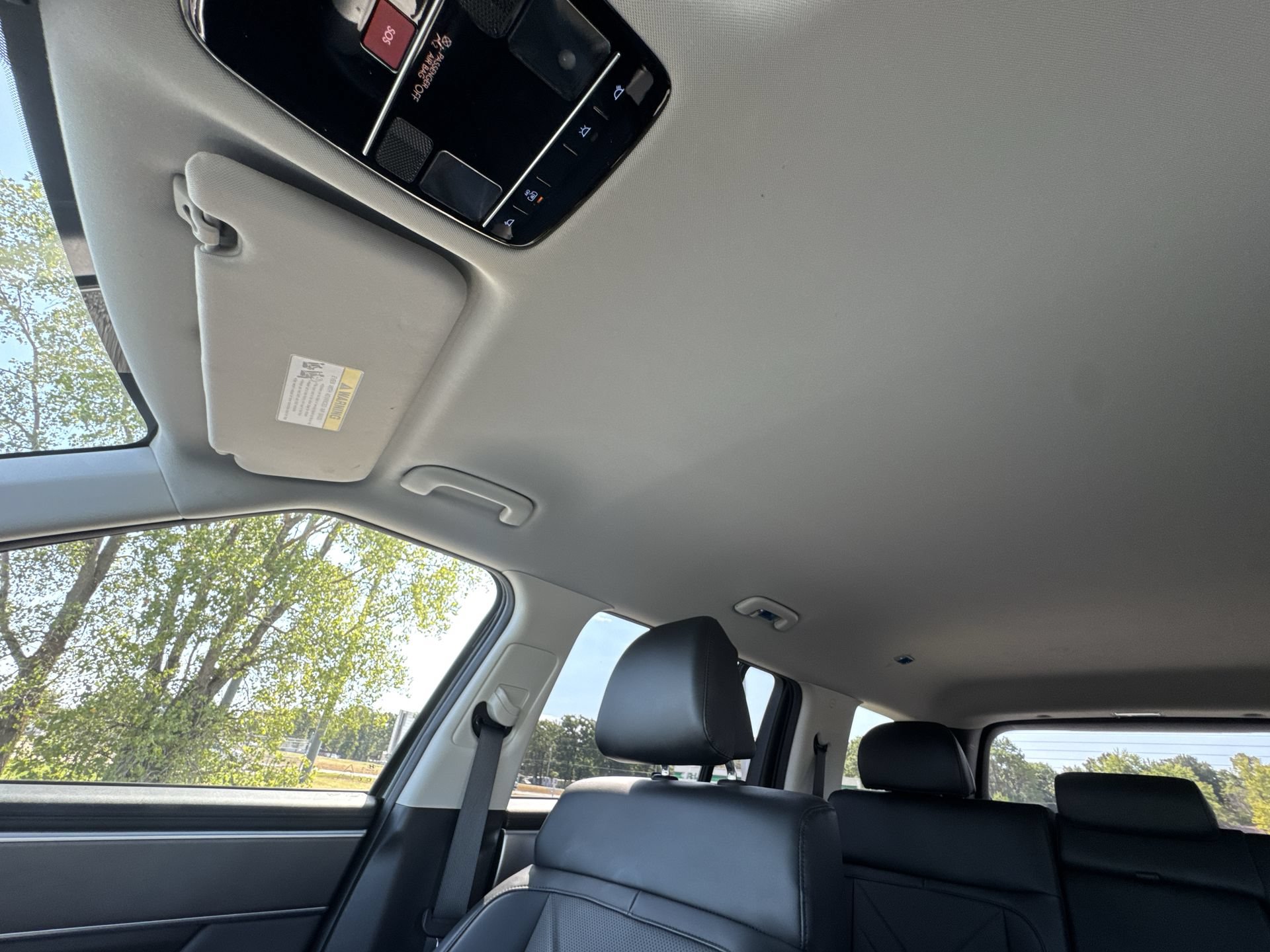 Used 2025 Hyundai Santa Fe SEL FWD image 21