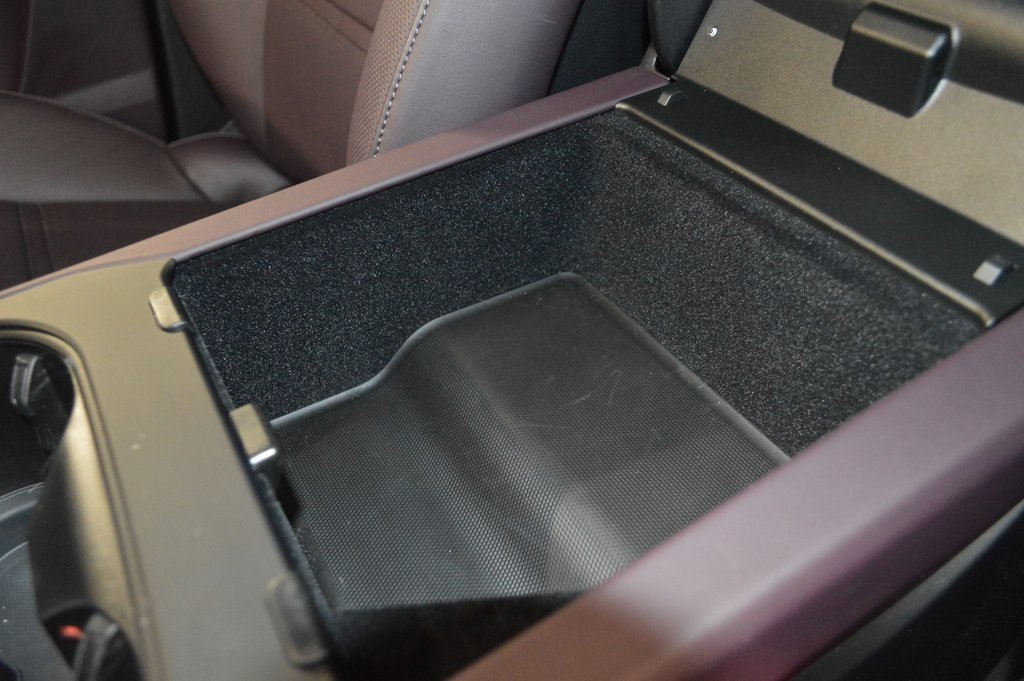 Certified 2025 Porsche Cayenne Coupe image 35