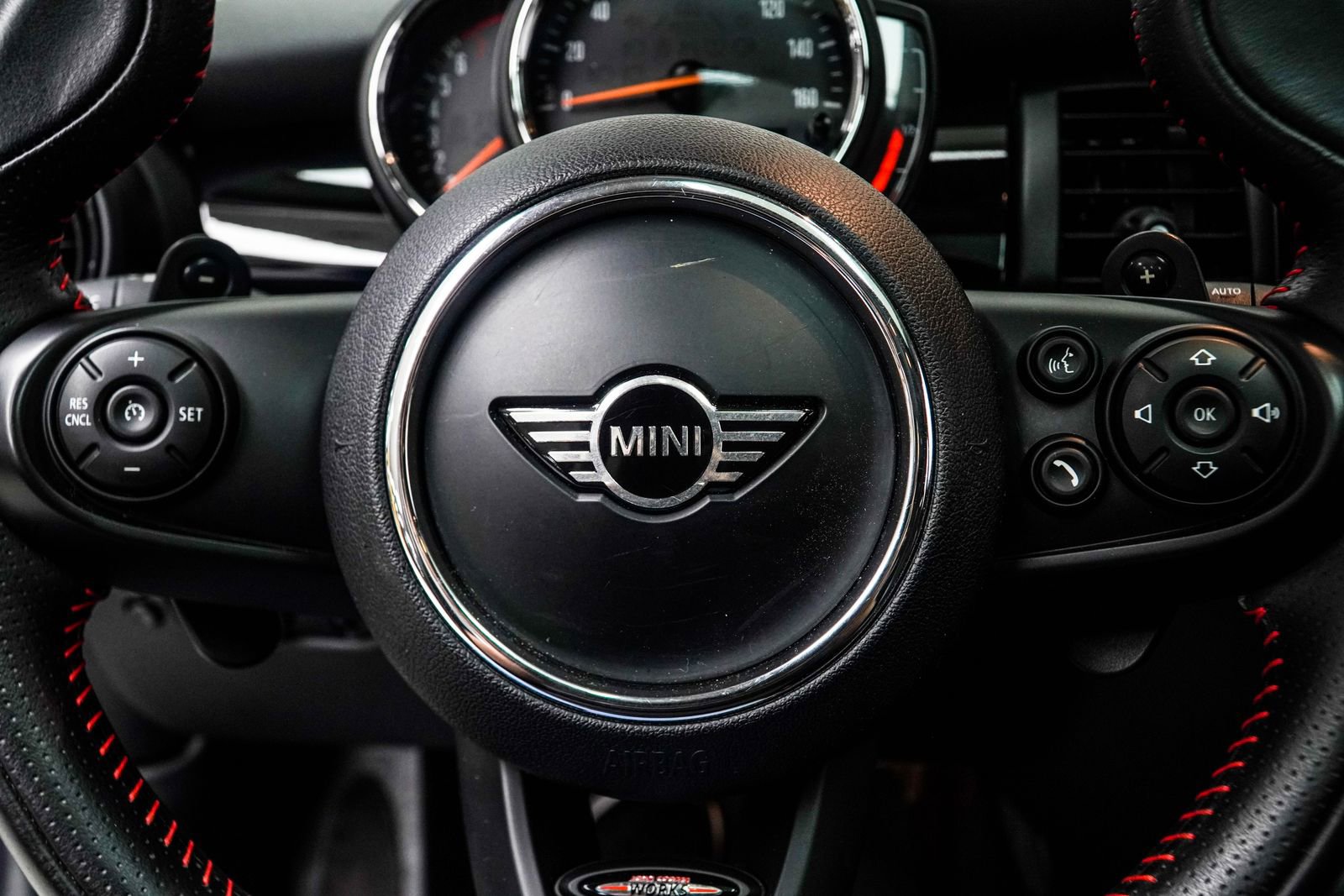 Used 2019 MINI Cooper S image 26