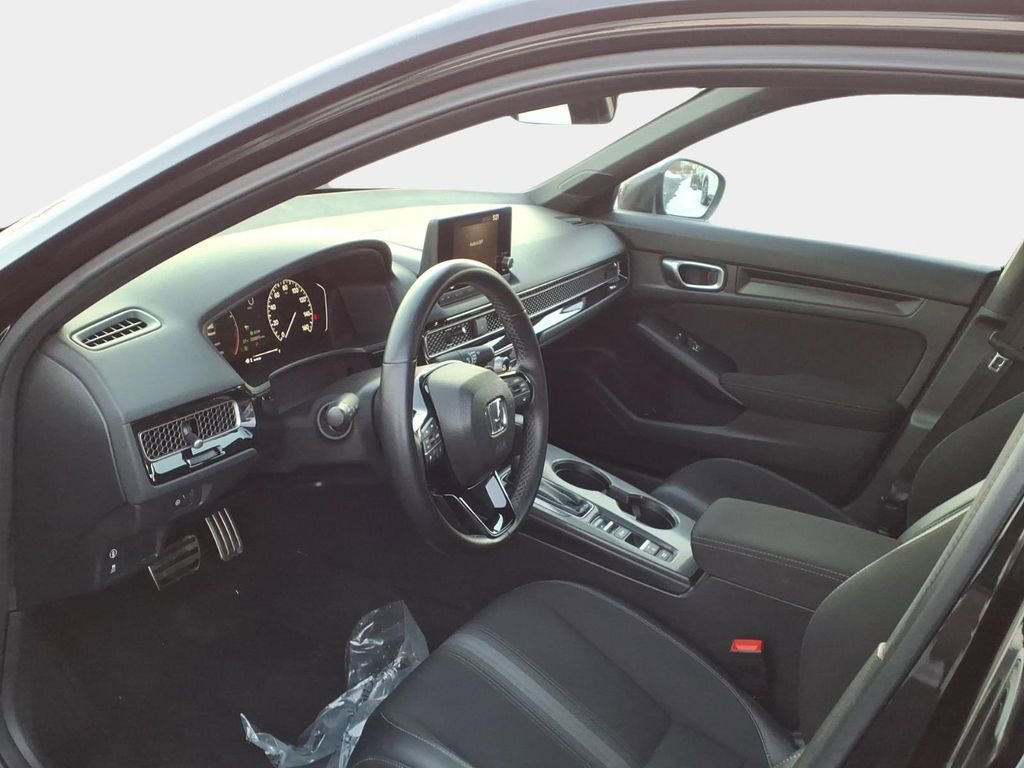 Used 2023 Honda Civic Sport image 8