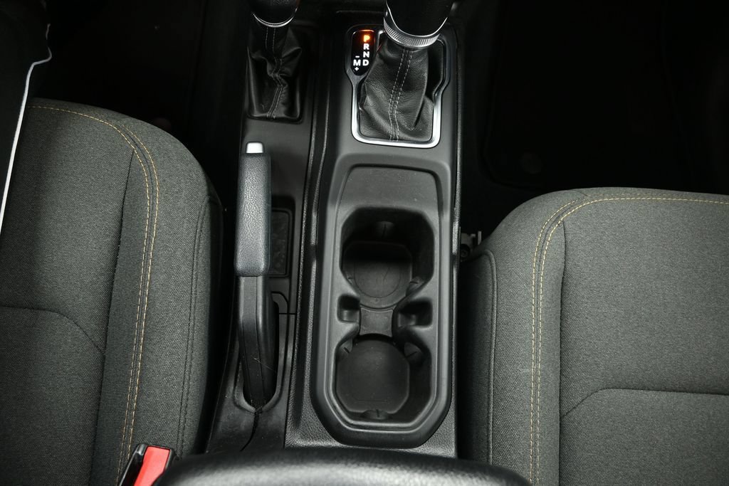 Used 2024 Jeep Wrangler Unlimited Sport AWD/4WD image 29