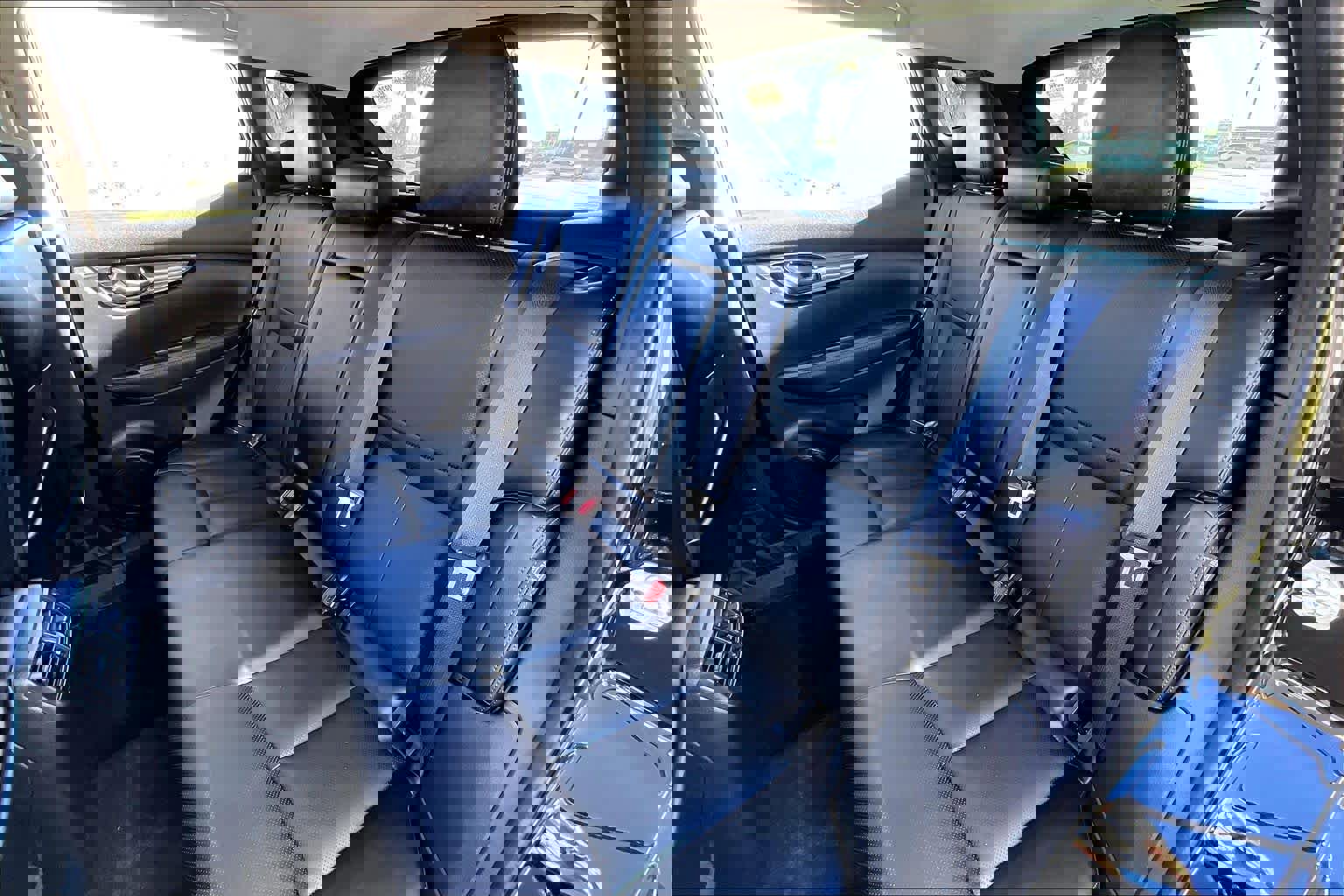 Used 2022 Nissan Rogue Sport SL image 40