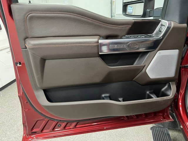 Used 2025 Ford F350 King Ranch w/ FX4 Off-Road Package image 22