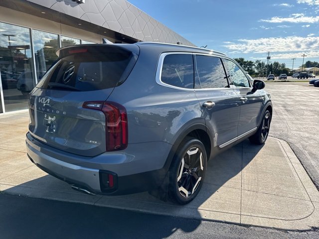 Used 2024 Kia Telluride S image 22