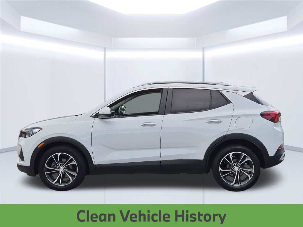Used 2022 Buick Encore GX Select FWD image 2