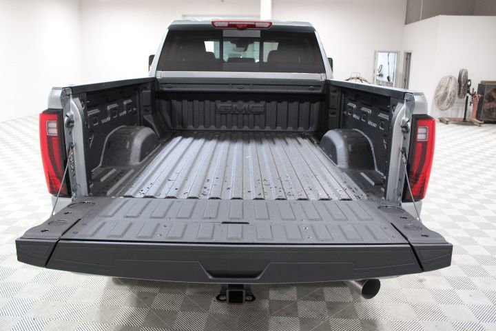 New 2026 GMC Sierra 2500 Denali w/ Denali Reserve Package image 14