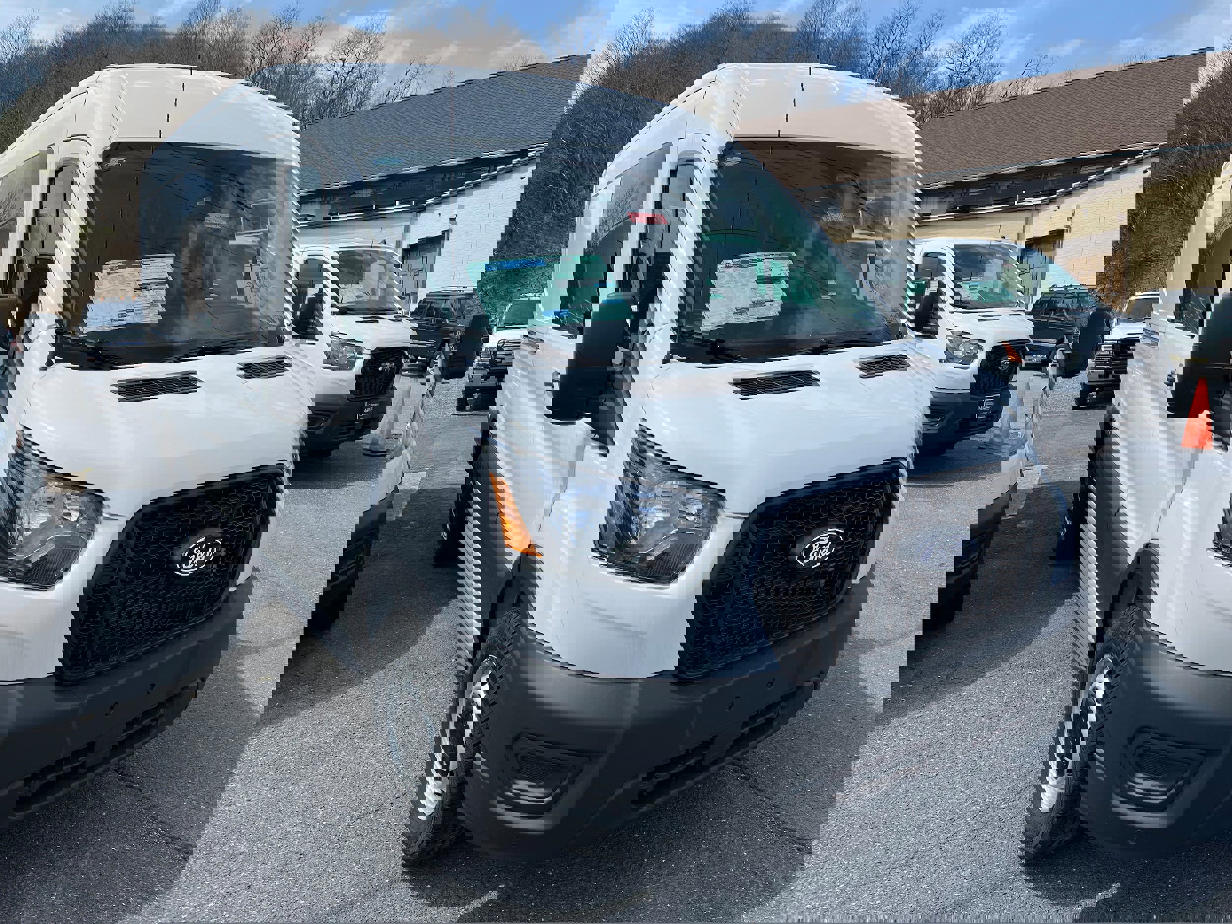 New 2026 Ford Transit 250 148 Medium Roof image 4