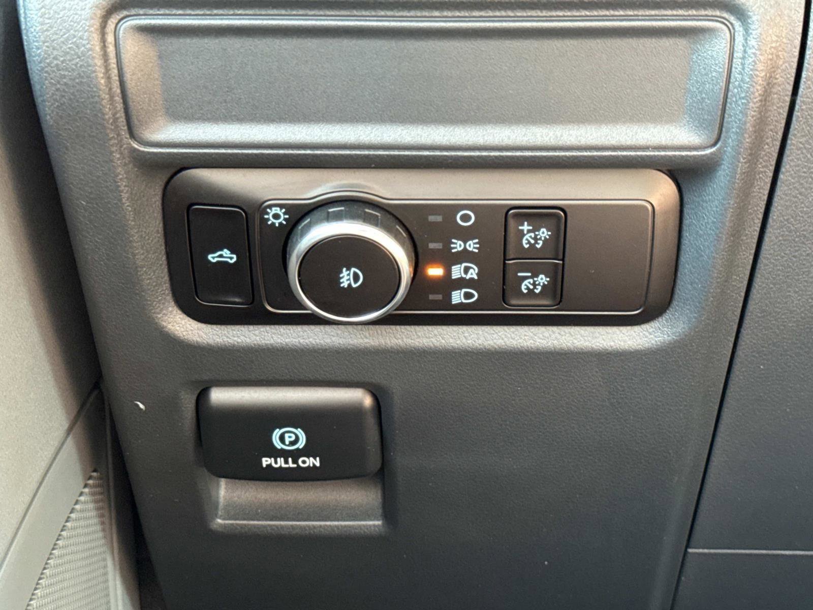 Used 2024 Ford F150 XL w/ Equipment Group 103A High image 11