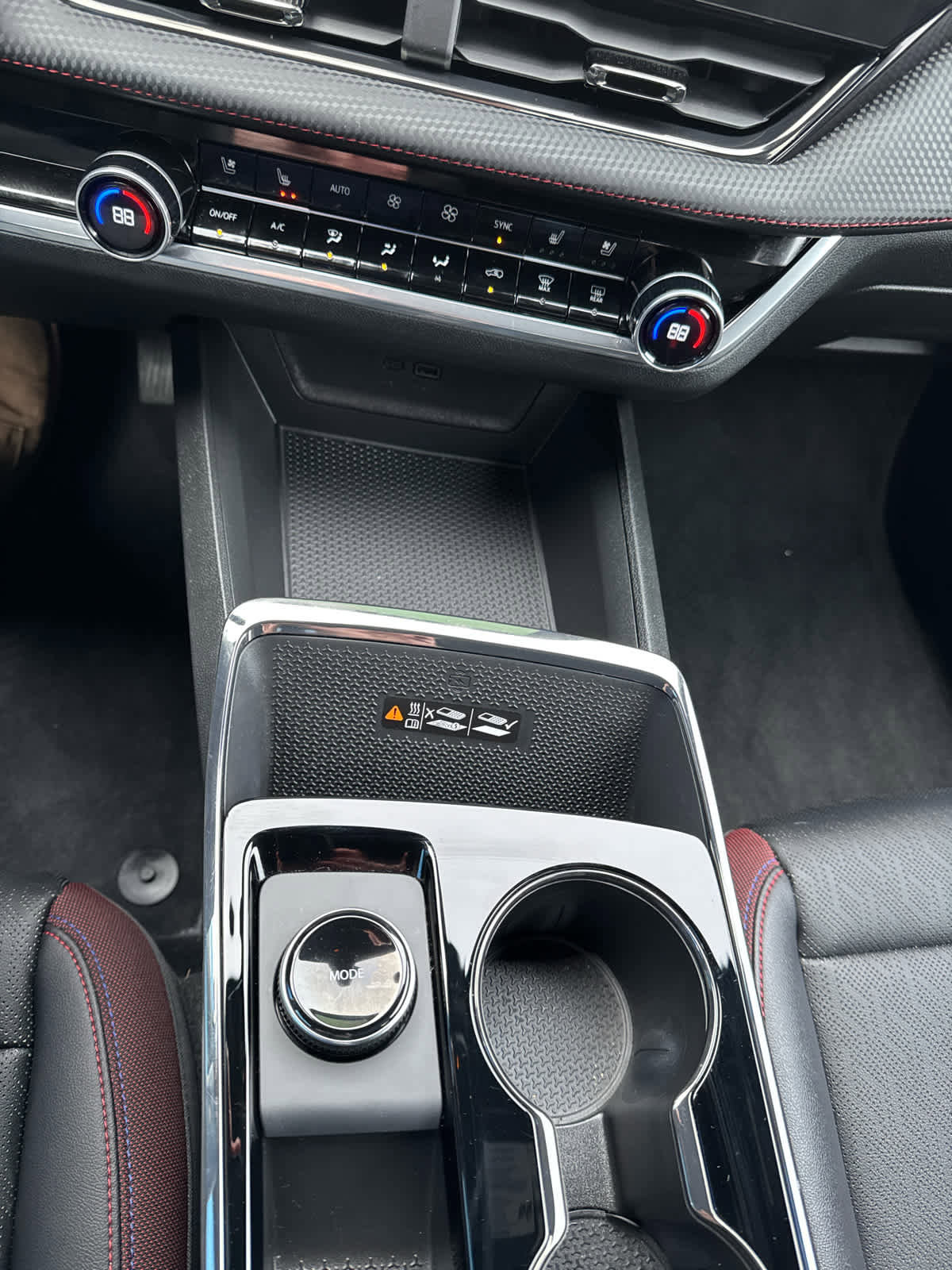 Used 2025 Chevrolet Equinox RS w/ Safety and Technology Package image 25