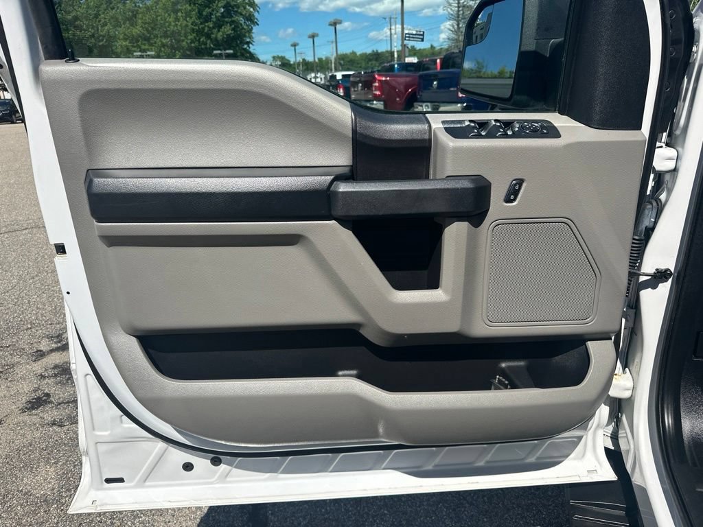 Used 2019 Ford F150 XL w/ Equipment Group 101A Mid AWD/4WD image 16