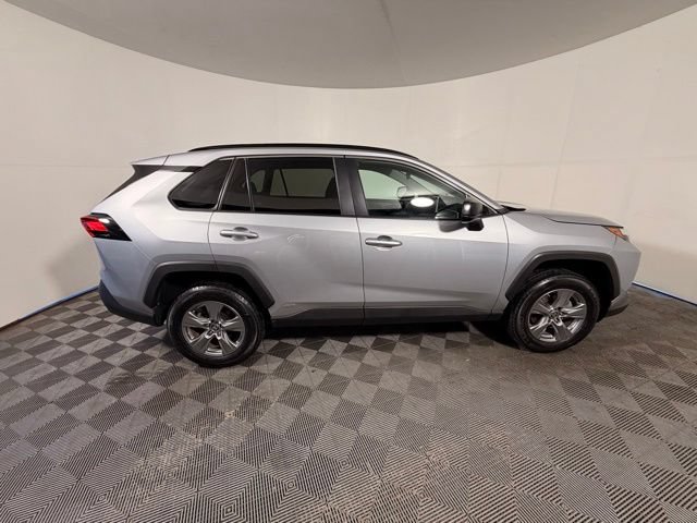 Used 2024 Toyota RAV4 LE AWD/4WD image 16