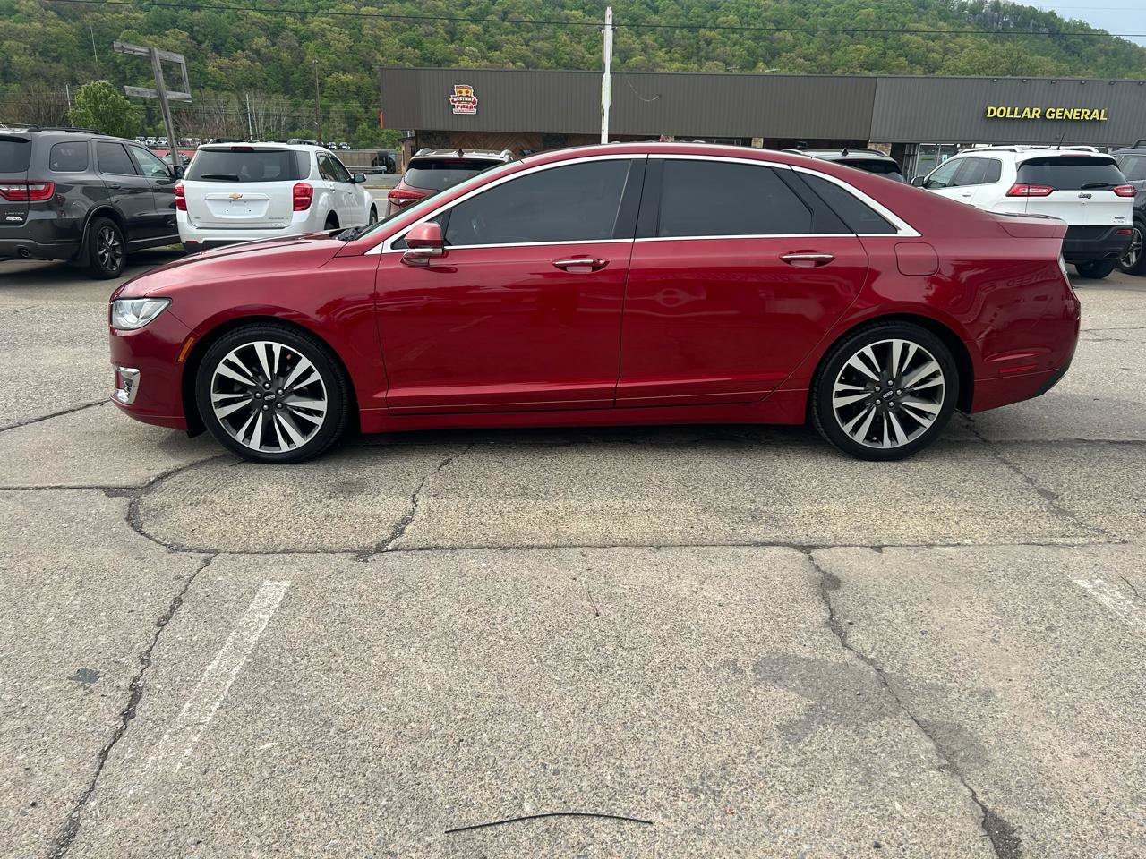 Used 2019 Lincoln MKZ Reserve AWD/4WD image 4