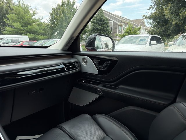New 2026 Lincoln Aviator Reserve AWD/4WD image 21
