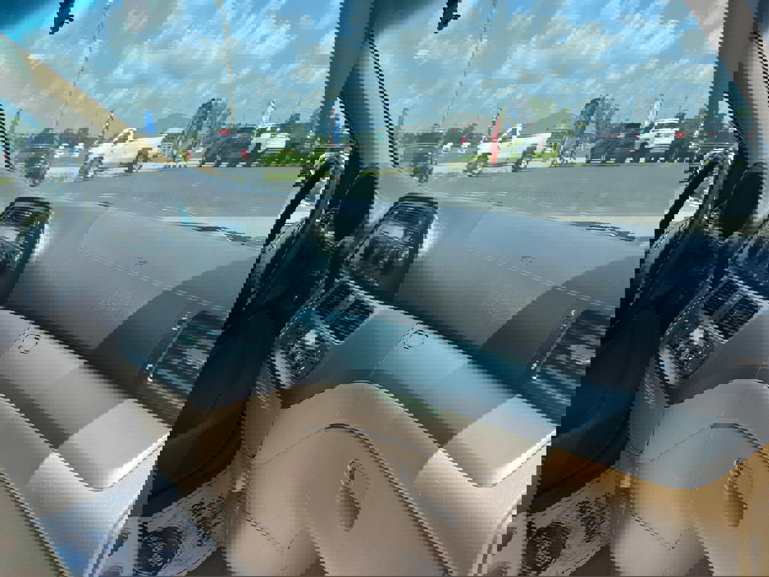 Used 2010 Honda Odyssey EX image 18