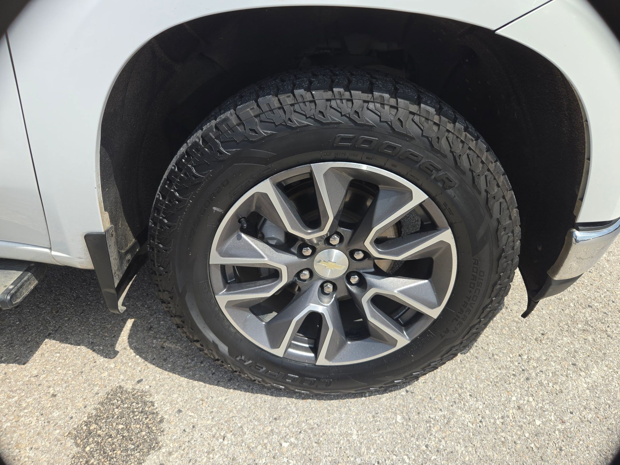 Used 2020 Chevrolet Silverado 1500 LT w/ Texas Edition RWD image 26
