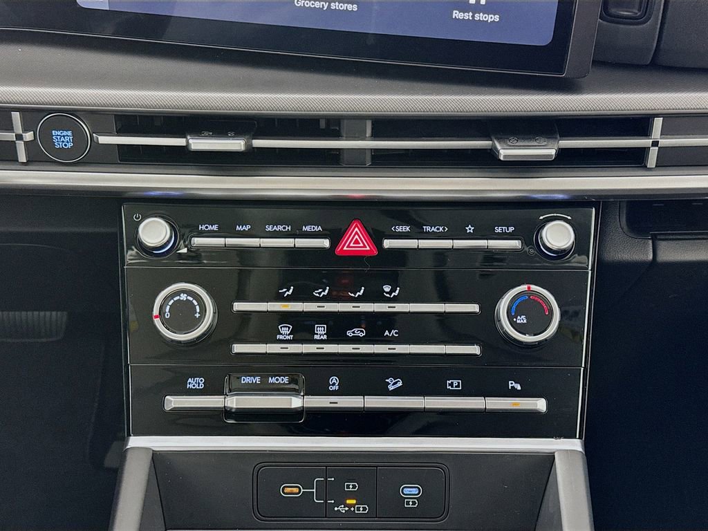 New 2026 Hyundai Santa Fe SE image 16