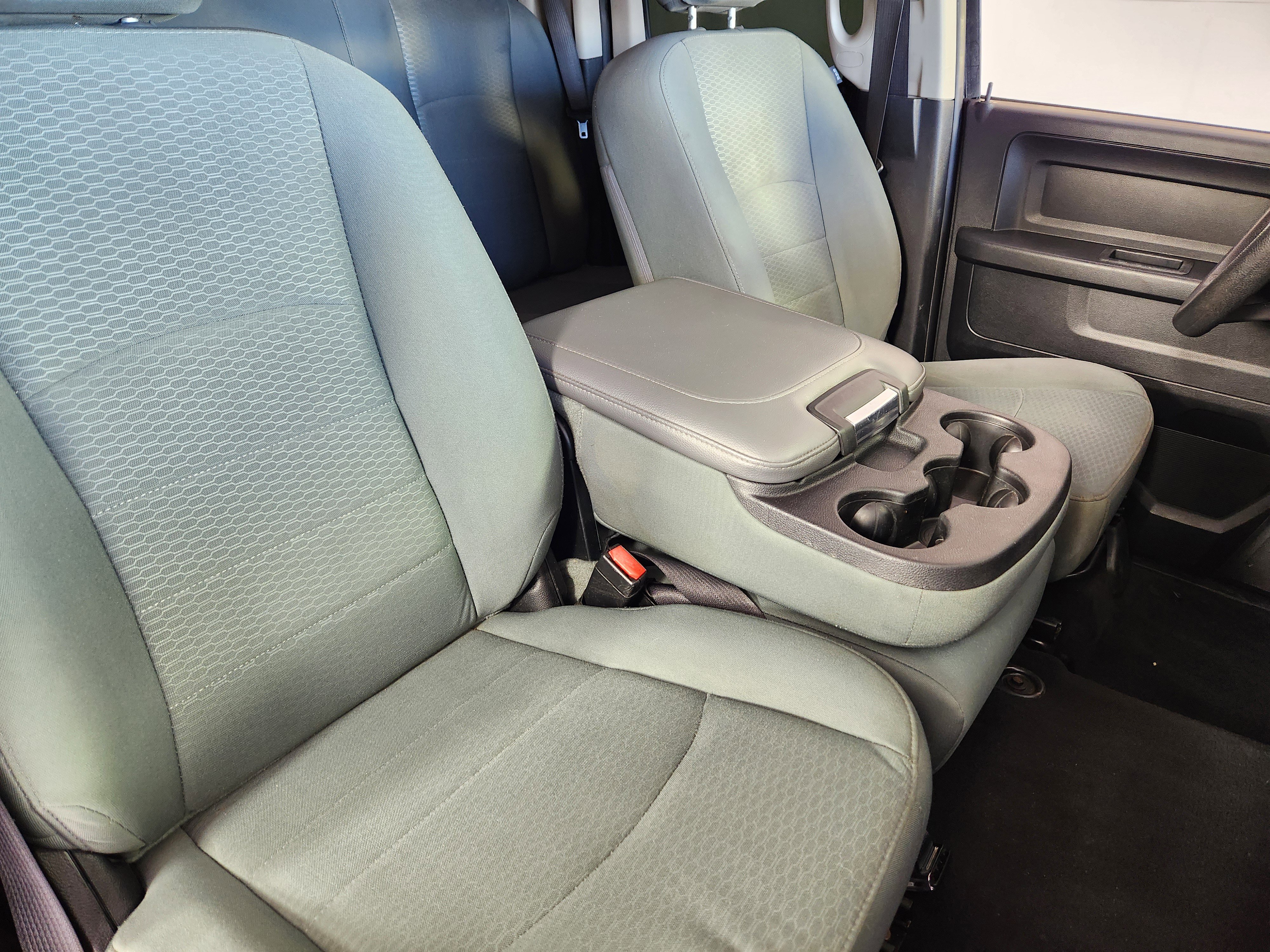 Used 2016 RAM 1500 Express w/ Black Ram 1500 Express Group image 10