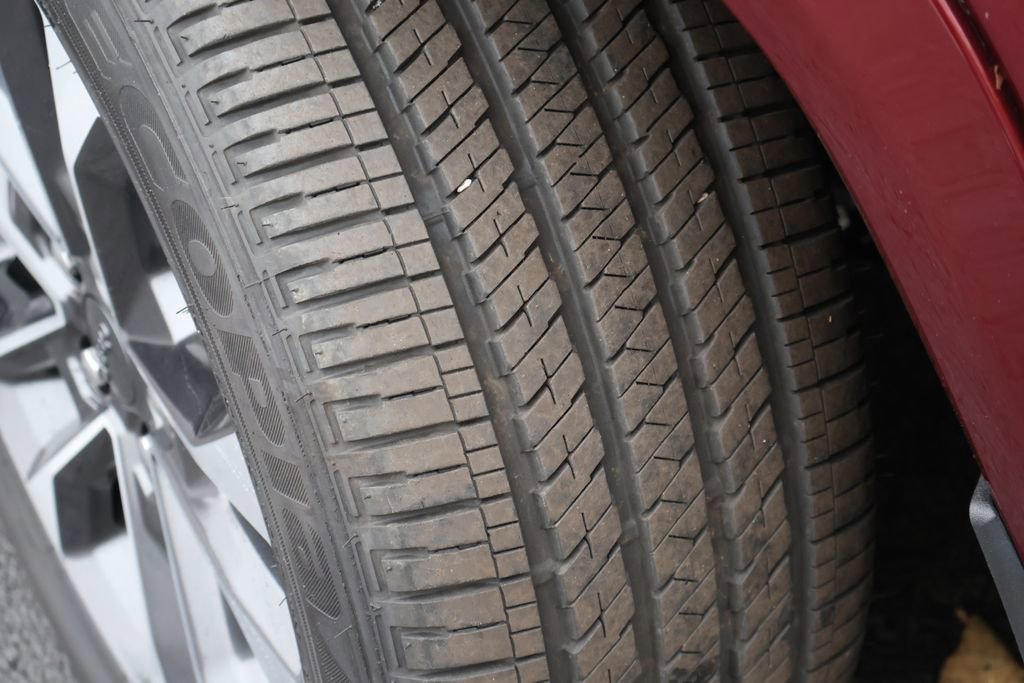 Used 2024 Jeep Grand Cherokee Overland image 12