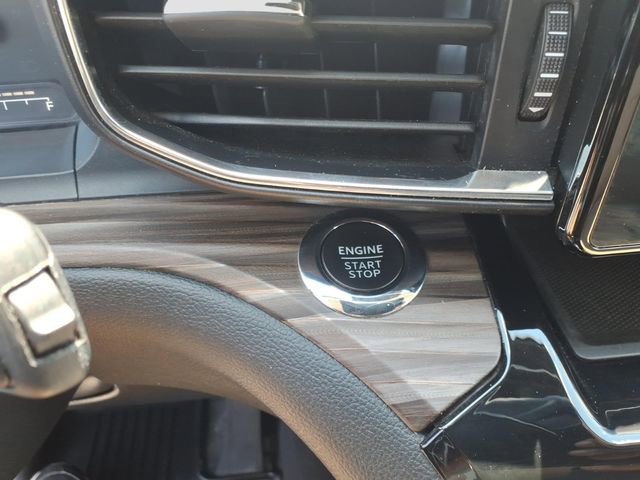 Used 2022 Ford Explorer Limited AWD/4WD image 26