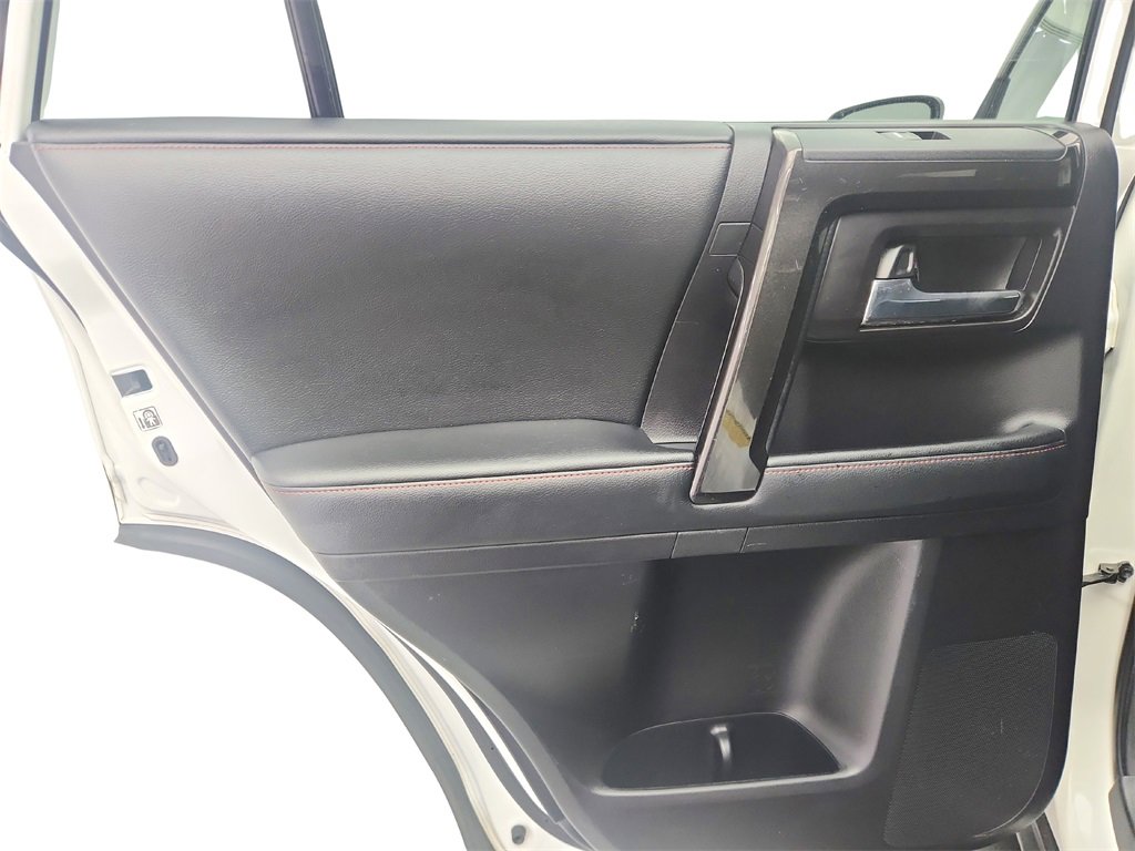 Used 2014 Toyota 4Runner Limited image 20