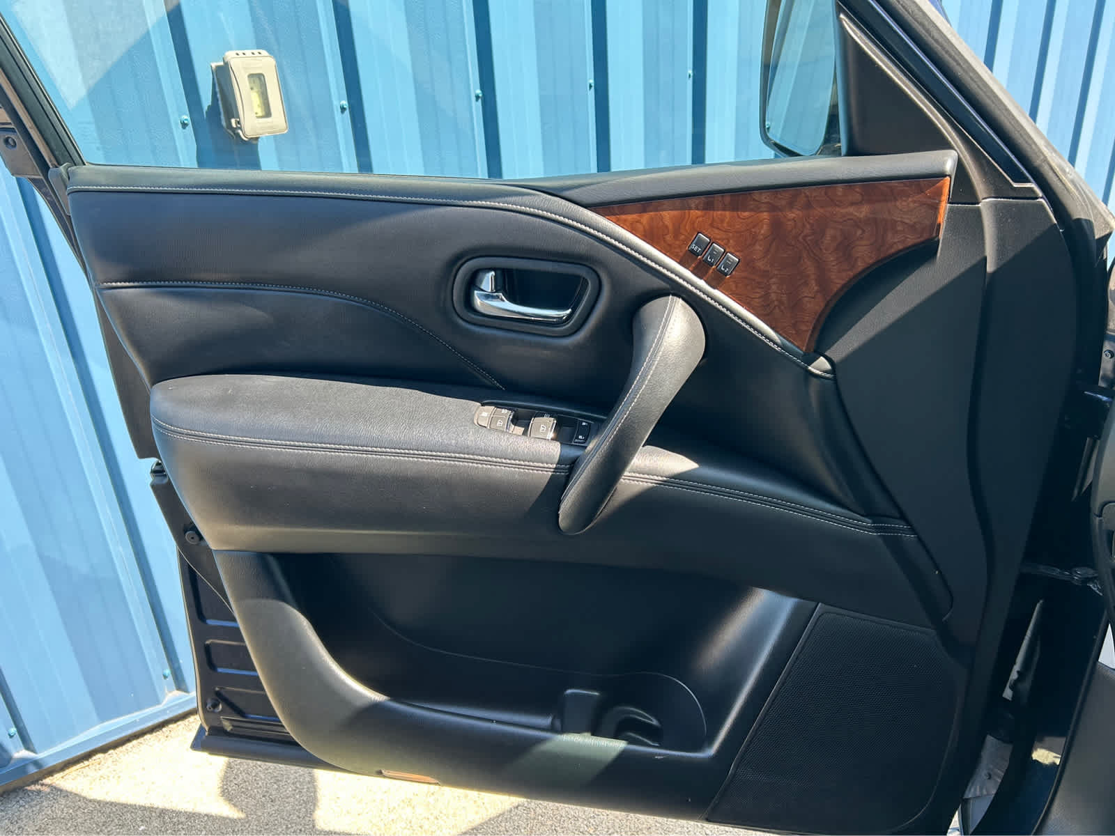 Used 2019 INFINITI QX80 Luxe AWD/4WD image 27