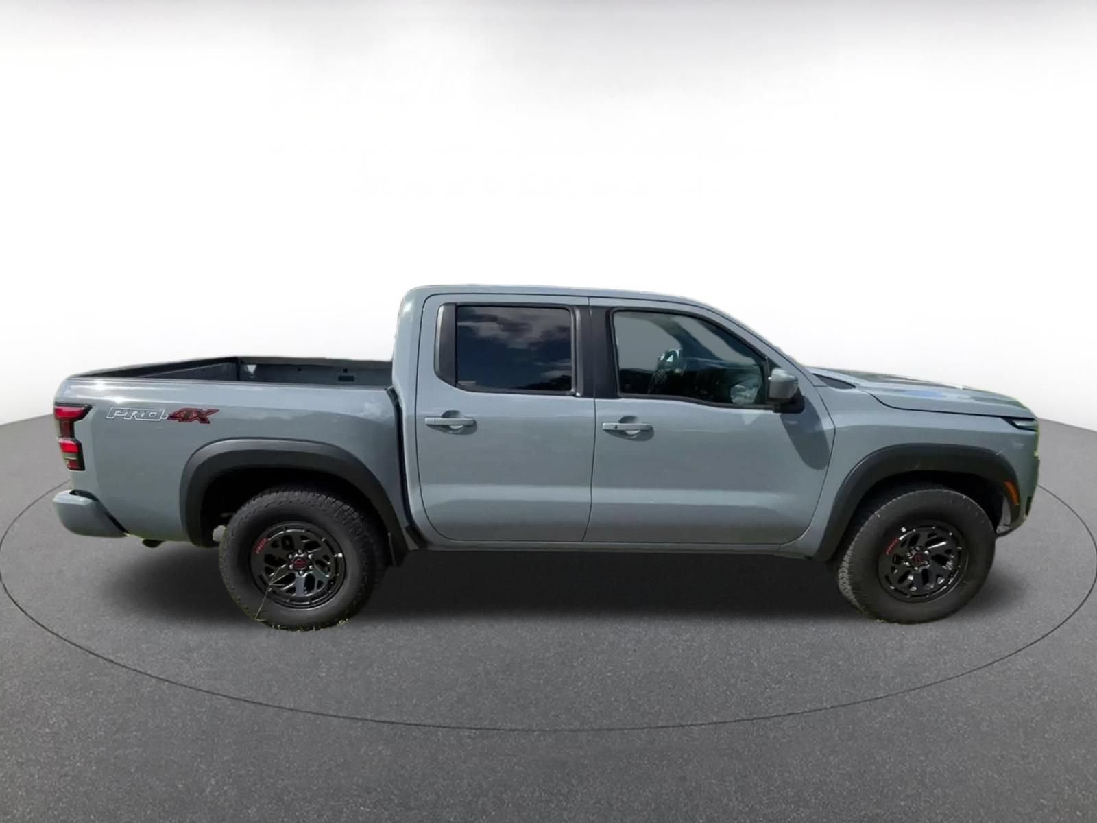 Used 2026 Nissan Frontier PRO-4X AWD/4WD image 16